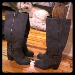 JustFab knee high boots | 7 | grey | 3 inch heel